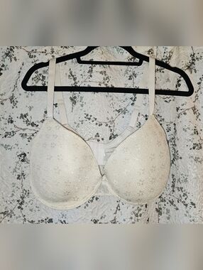 Laura Ashley Women's Lace Bras - White and Cream New